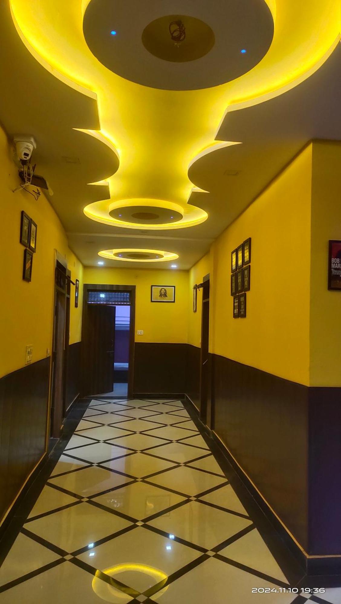 Big Brother Hostel Hotel Агра Экстерьер фото