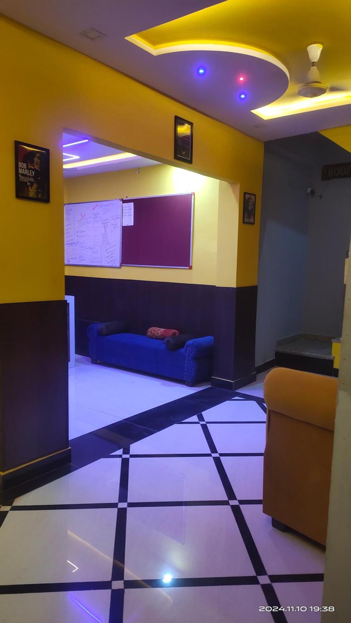 Big Brother Hostel Hotel Агра Экстерьер фото