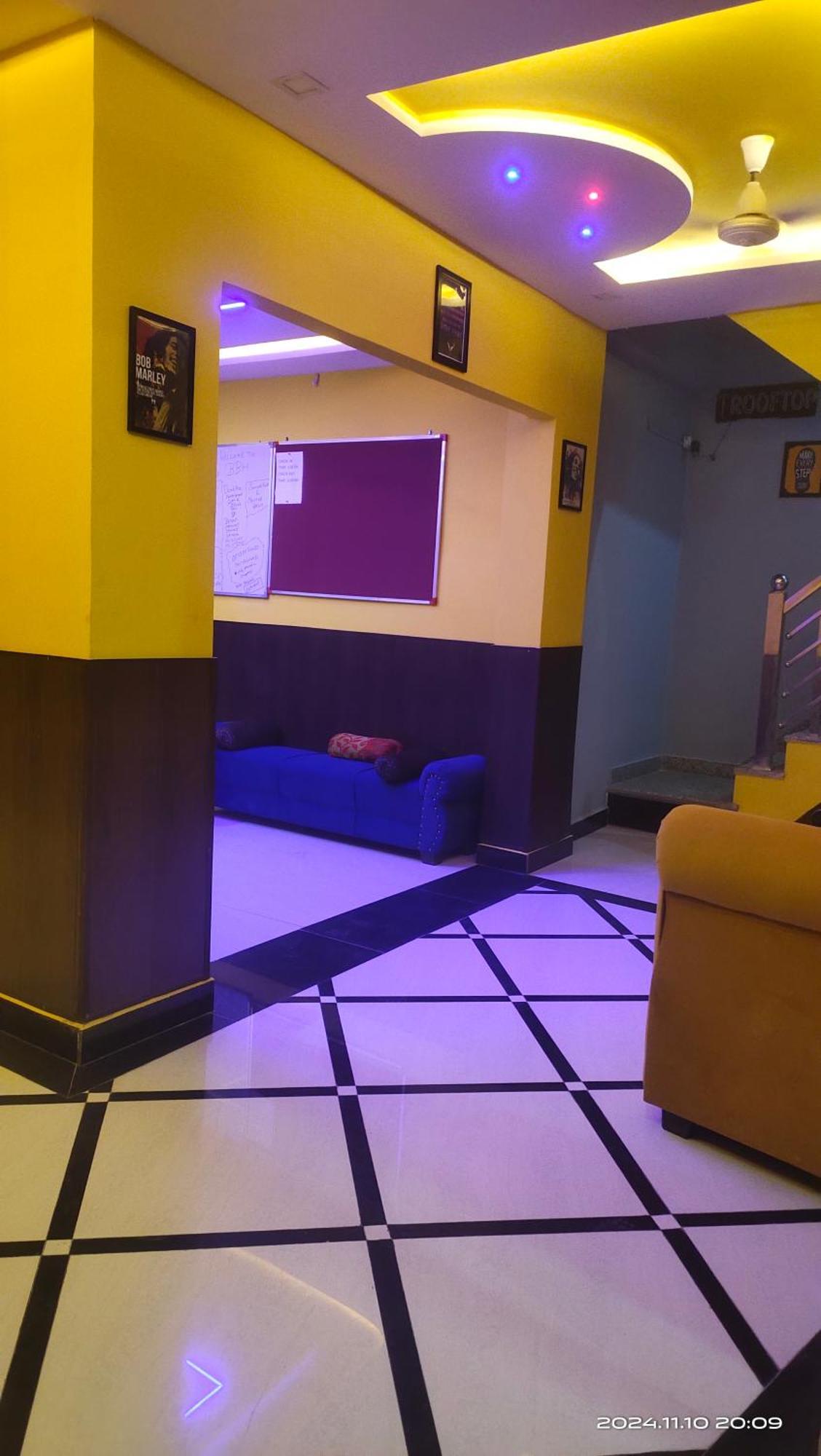 Big Brother Hostel Hotel Агра Экстерьер фото