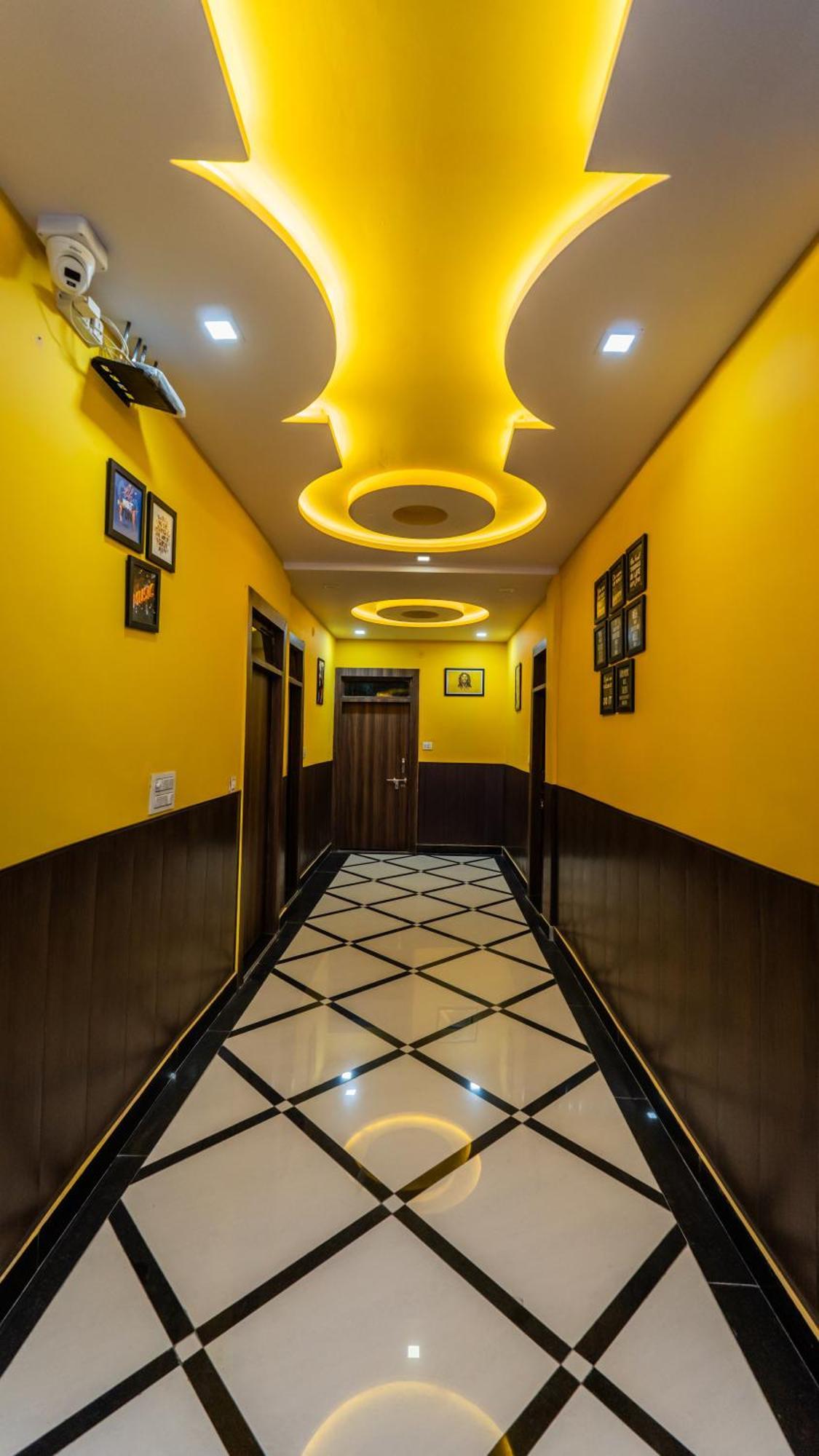 Big Brother Hostel Hotel Агра Экстерьер фото